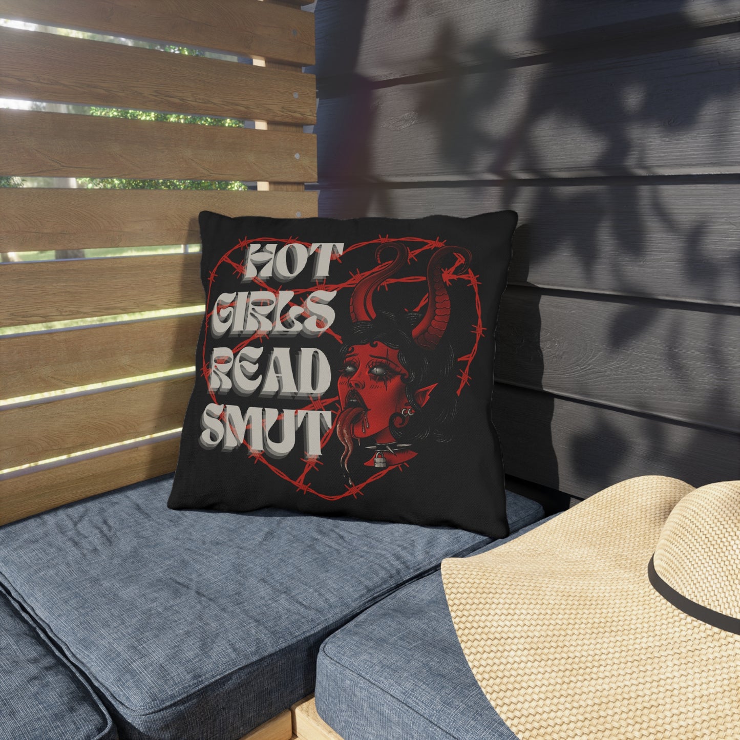 Punk Style Outdoor Pillow - 'Hot Girls Read Smut' Decorative Cushion