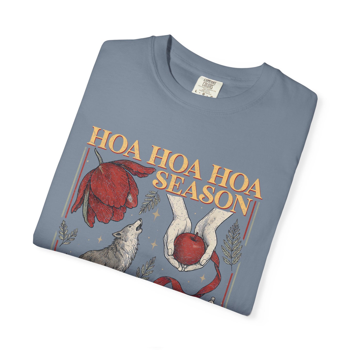 Hoa Season Graphic T-Shirt — Vintage Wolf & Floral Illustration Tee