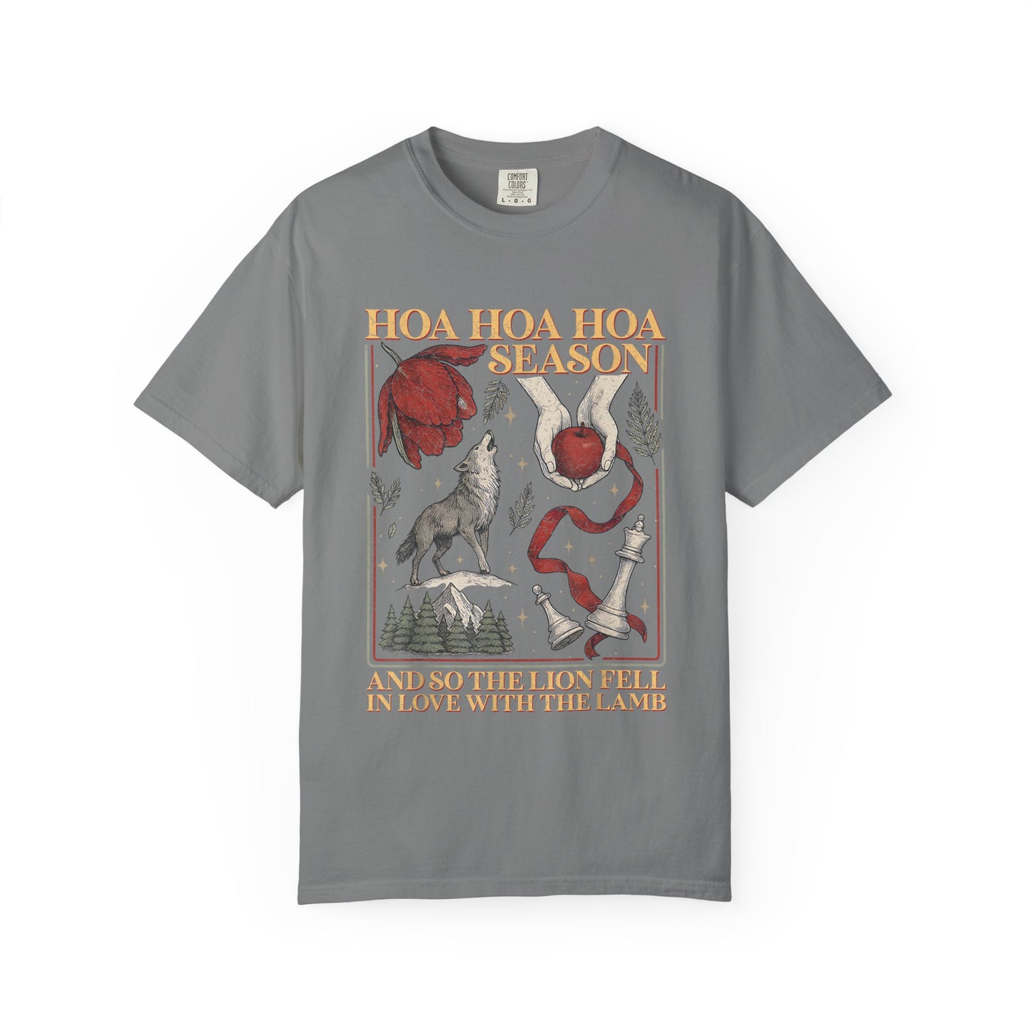 Hoa Season Graphic T-Shirt — Vintage Wolf & Floral Illustration Tee